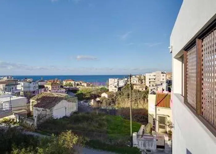 Sea City And Mountain View Apartment