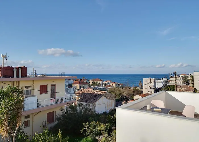 Sea City And Mountain View Apartment