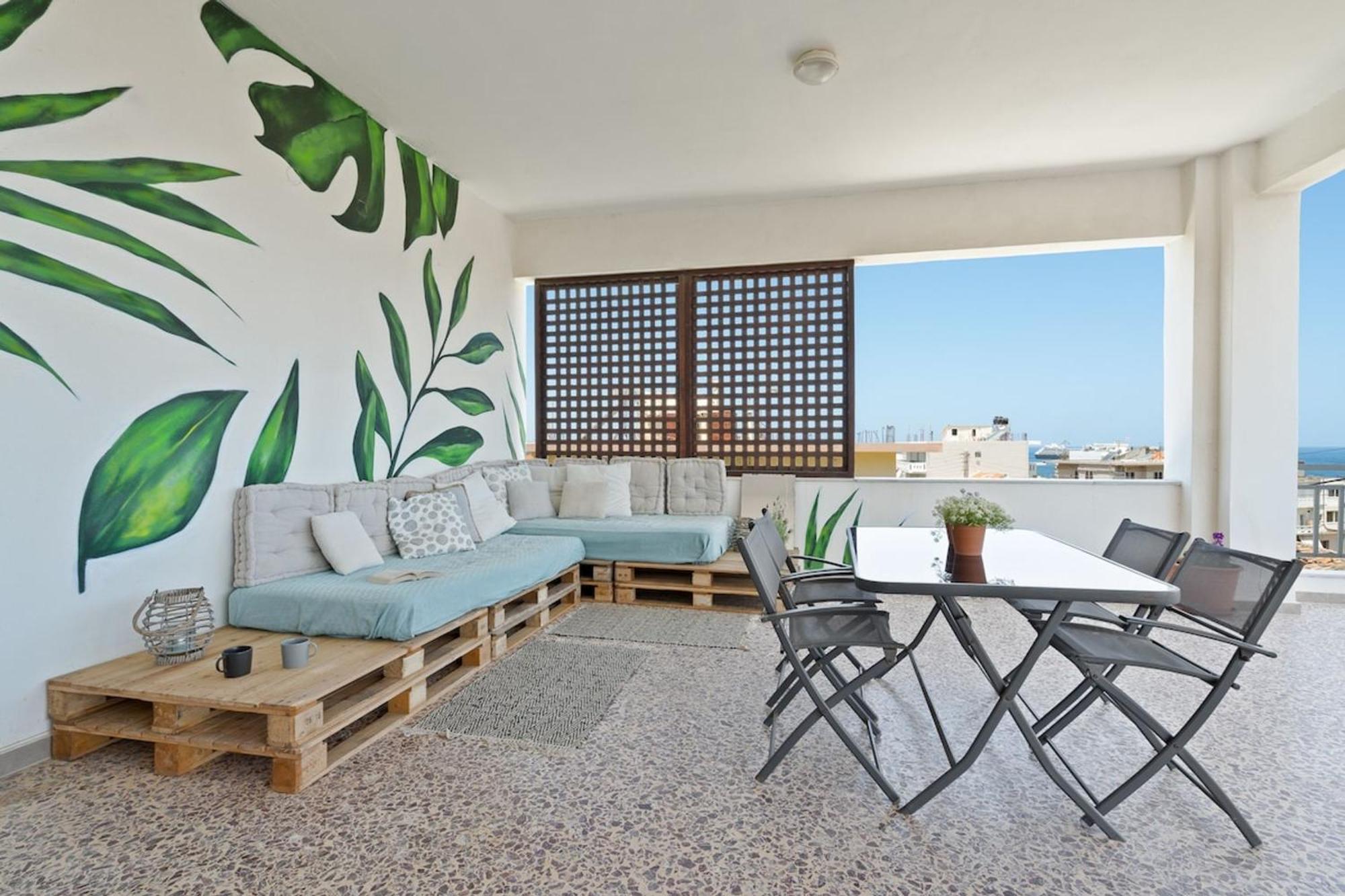 Sea And Mountain View Apartament Chania (Crete)