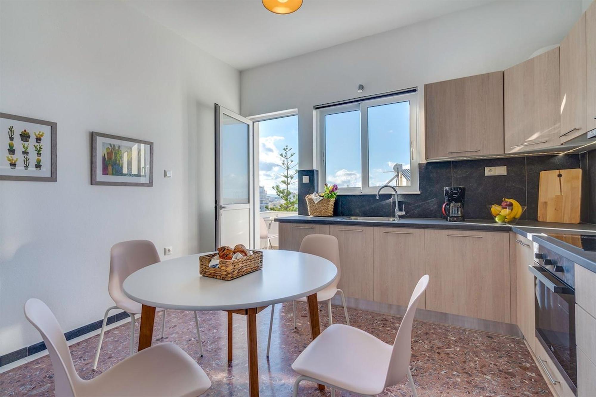 Sea And Mountain View Apartament